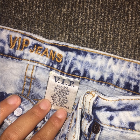 Shorts - Picture 2 of 2